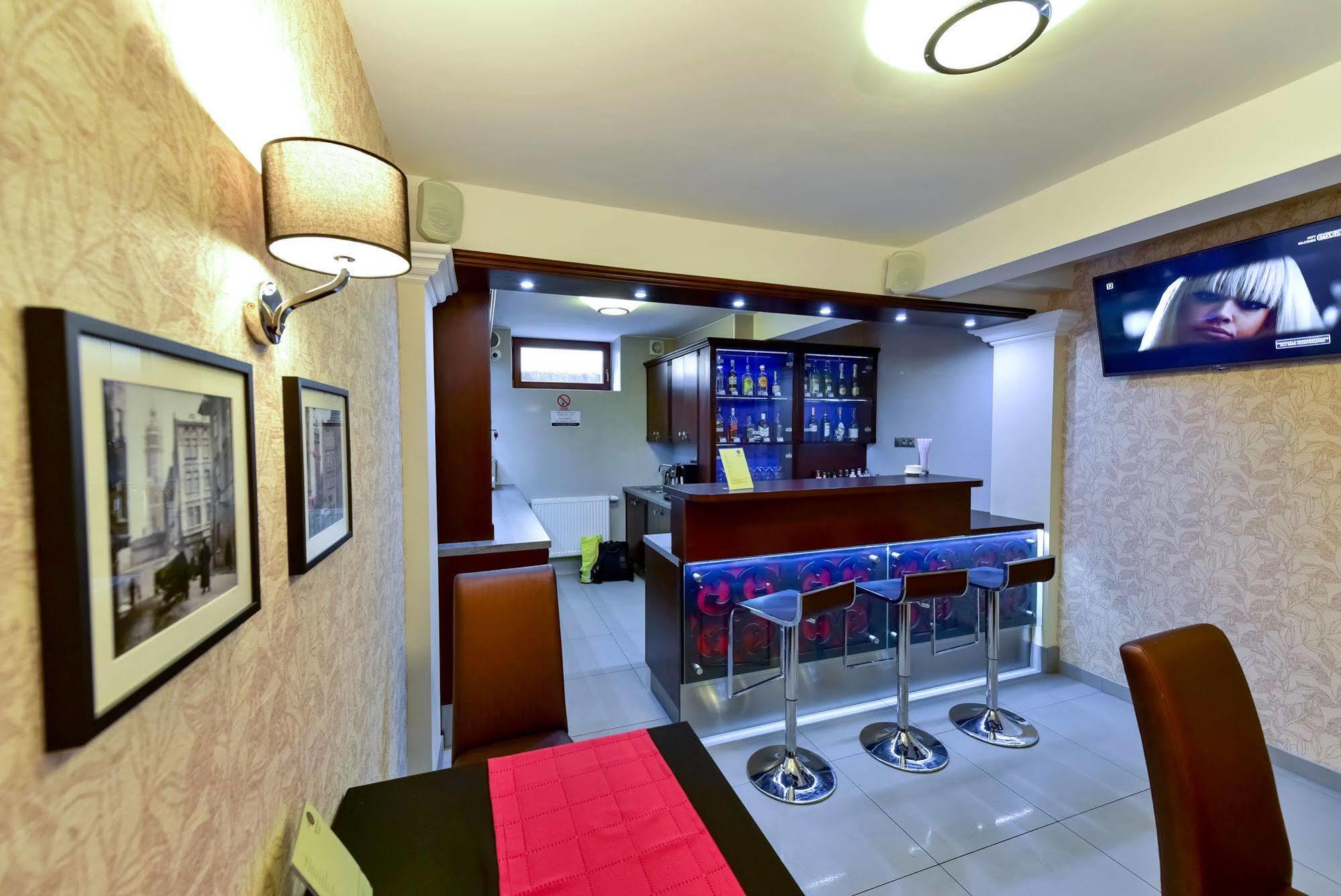 Hotel Miodowa 3*