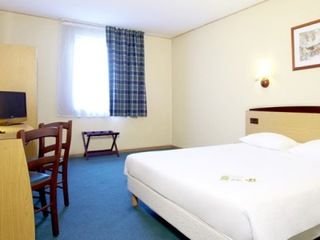 Campanile Old Town Hotel 3*