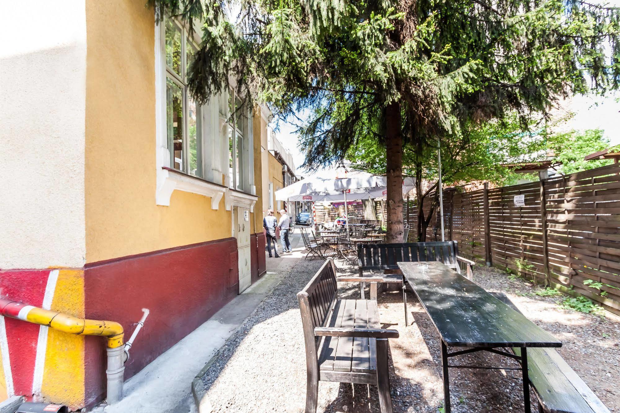 Good Bye Lenin Pub & Garden *