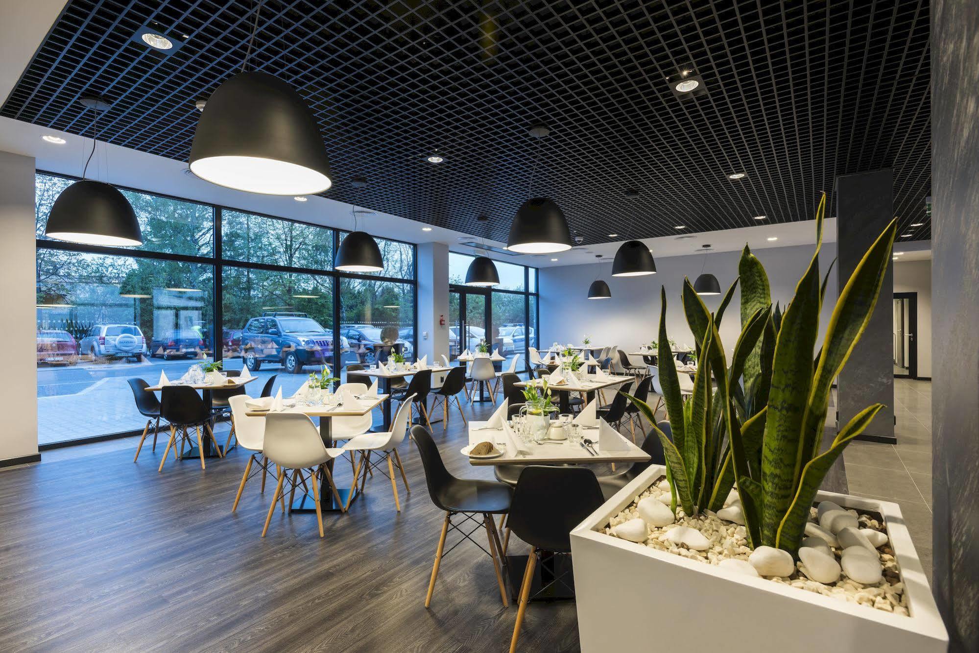 Q 3* Kraków