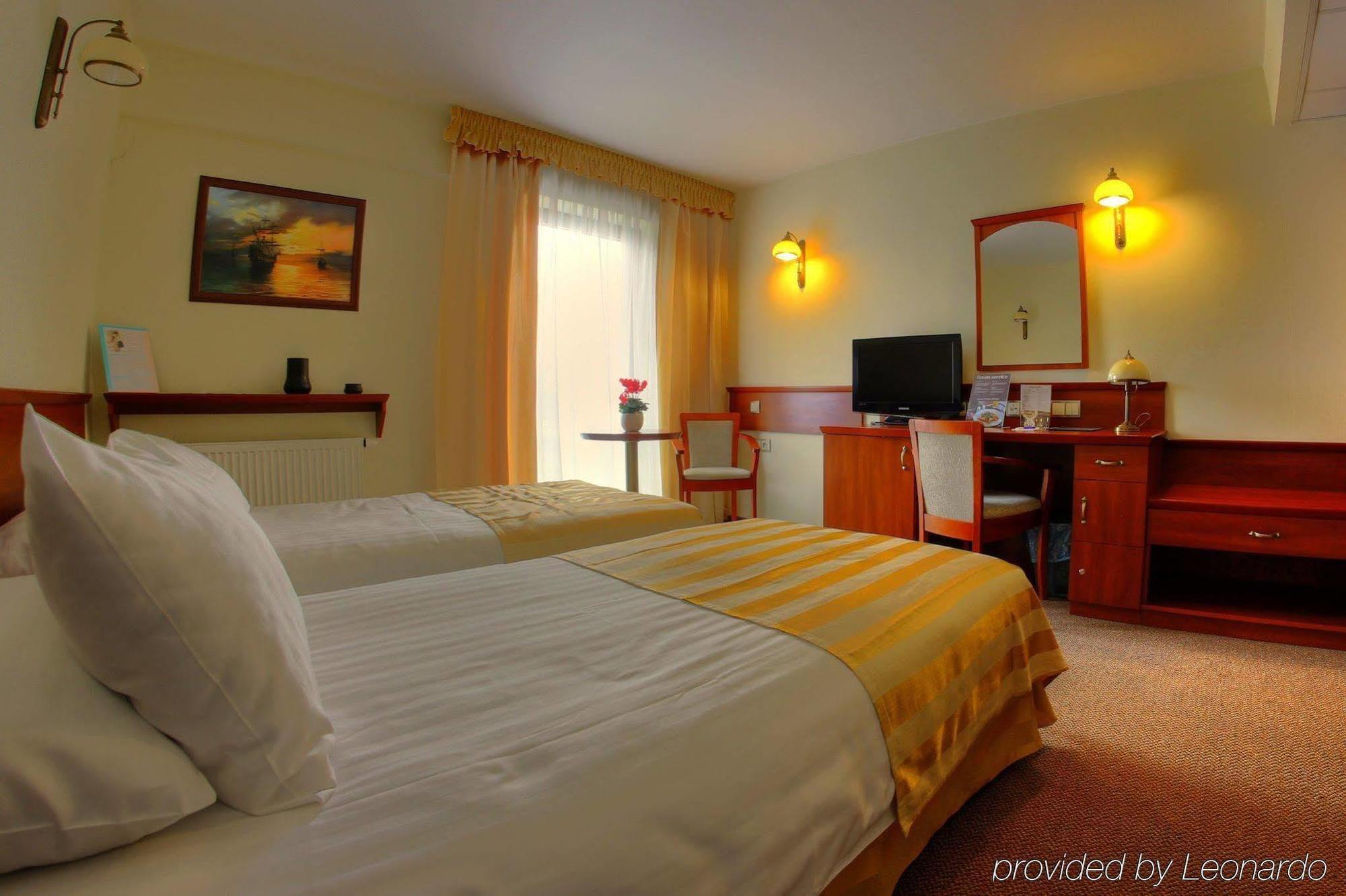 Hotel Conrad 4*