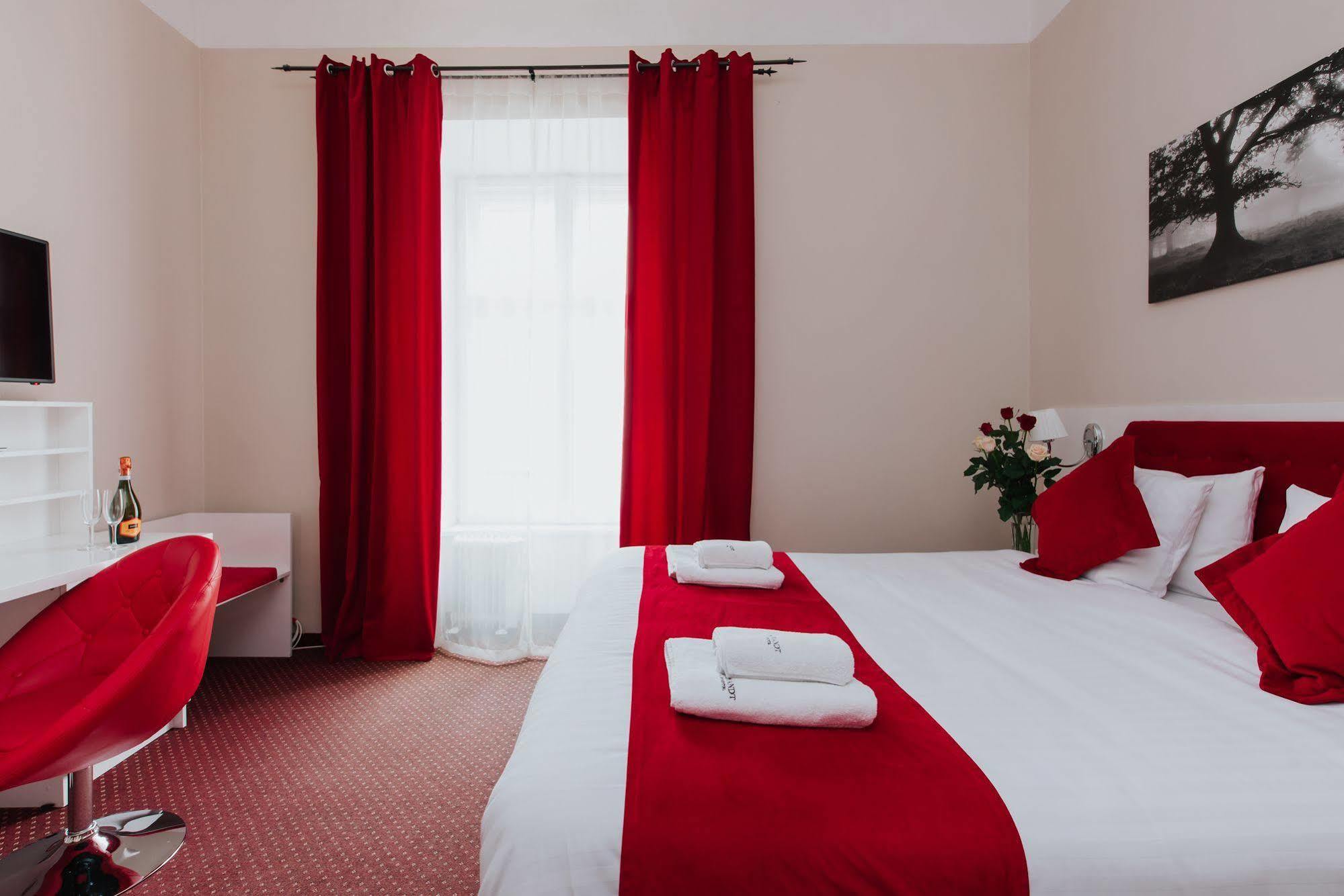Hotel apartamentowy Rembrandt