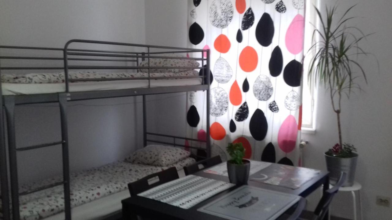 Art Hostel *