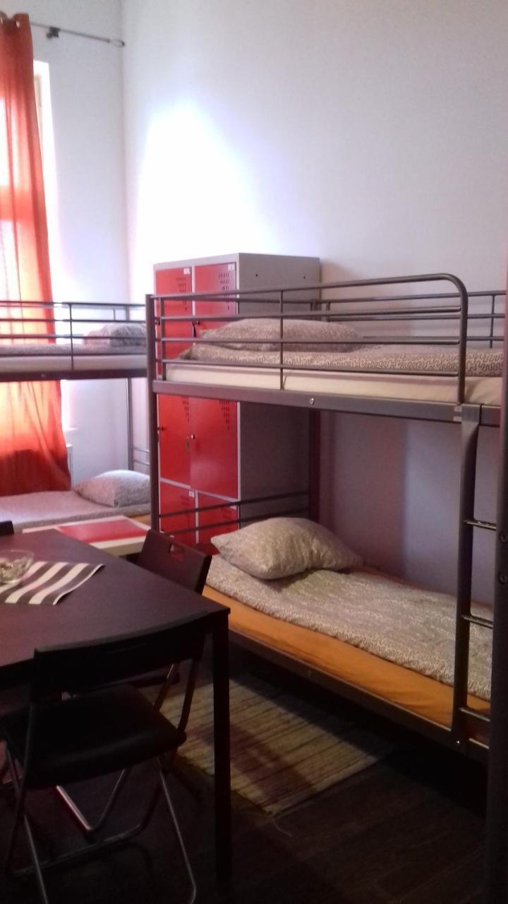 Hostel Art *