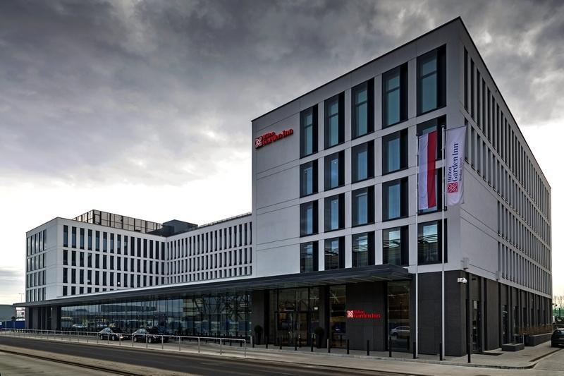 Hilton Garden Airport Hotel 4*