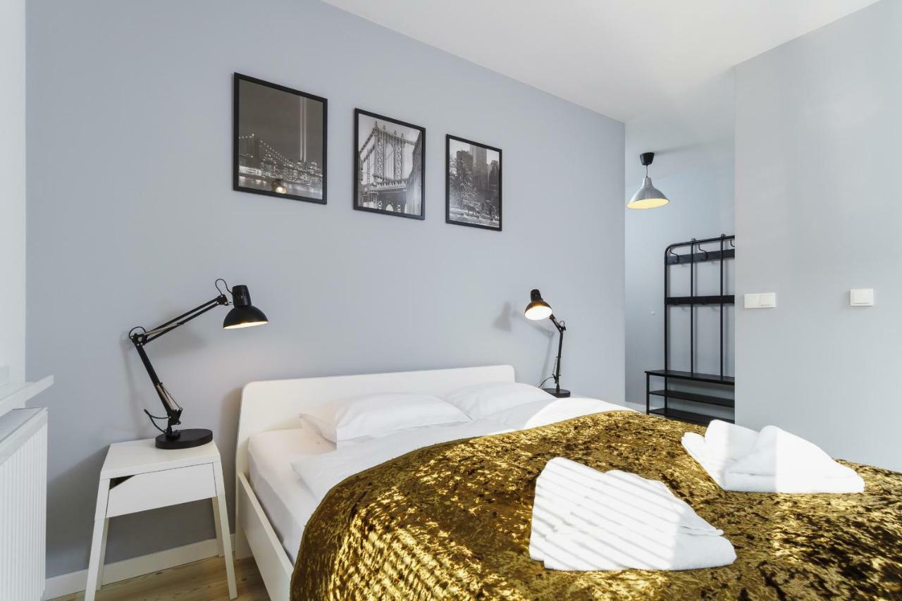 Apartment Harmonica Trynitarska By Renters *