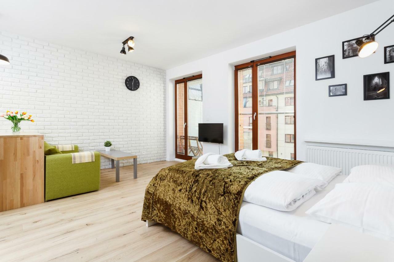 Harmonica Trynitarska By Renters Apartment