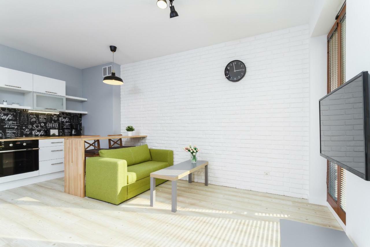 Apartment Harmonica Trynitarska By Renters *