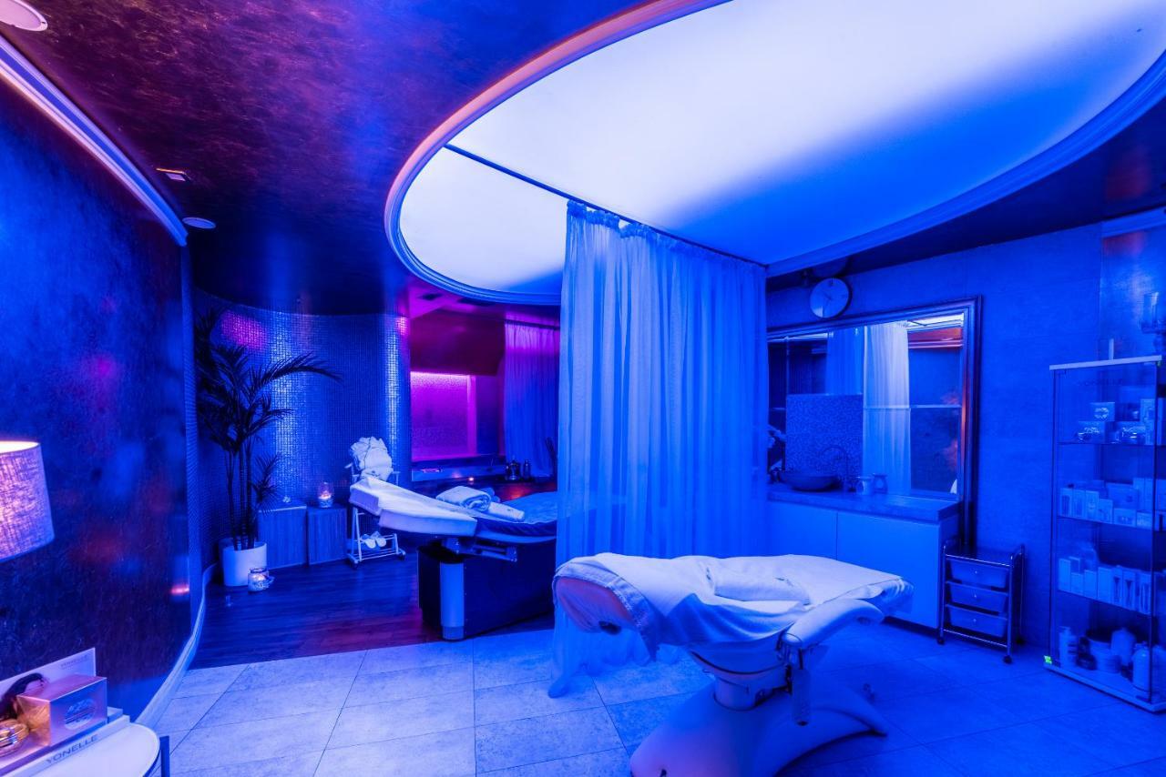 A11 & Spa Dermique Krakow