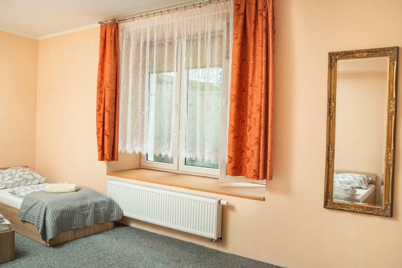 Albergue Aparthostel Green