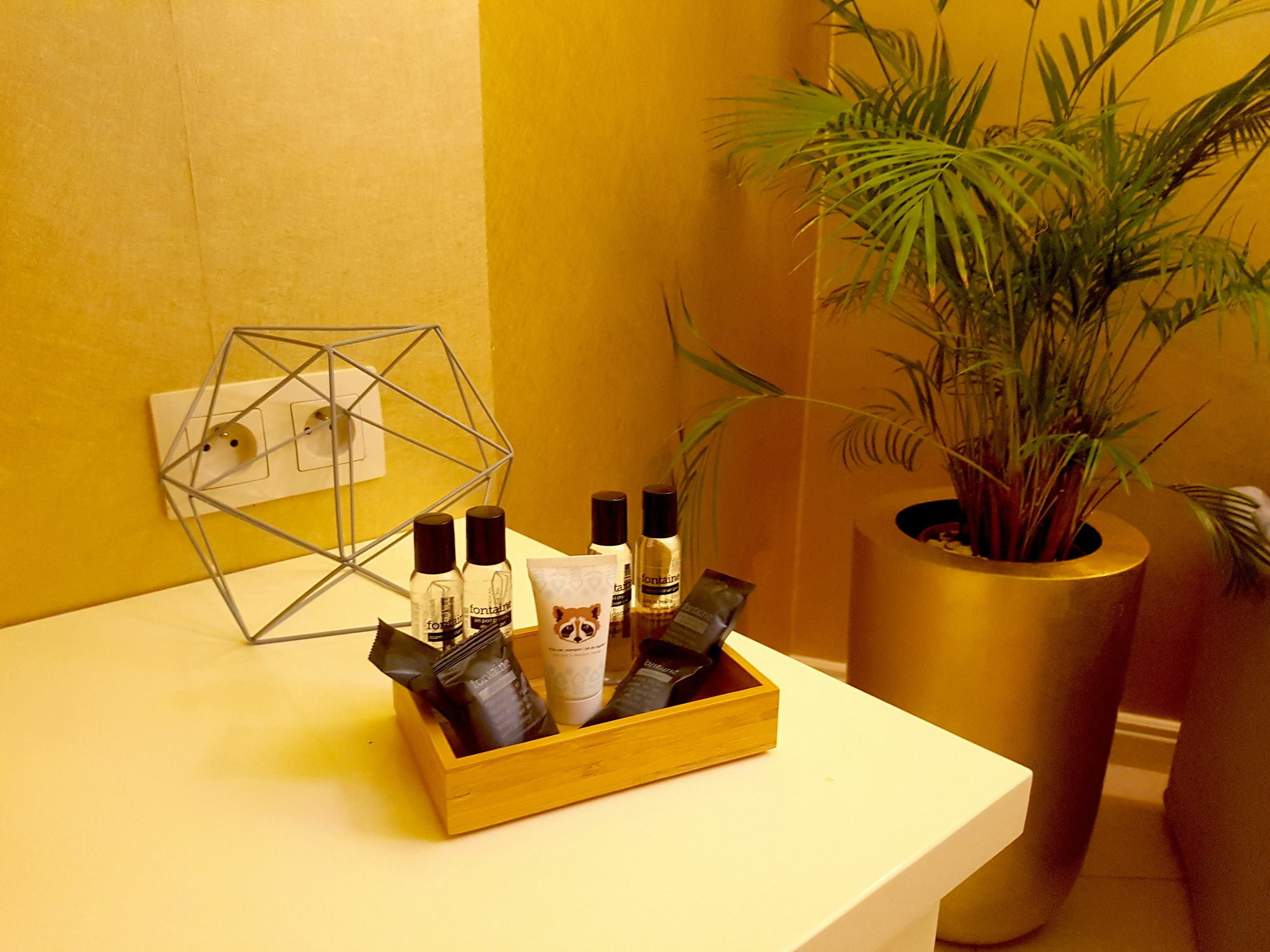 A11 & Spa Dermique Apartment *