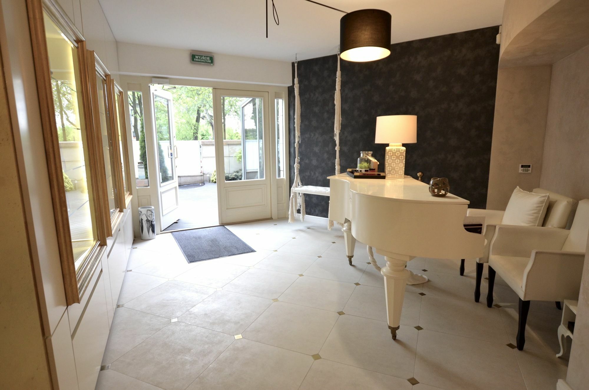 A11 & Spa Dermique Apartment Krakow