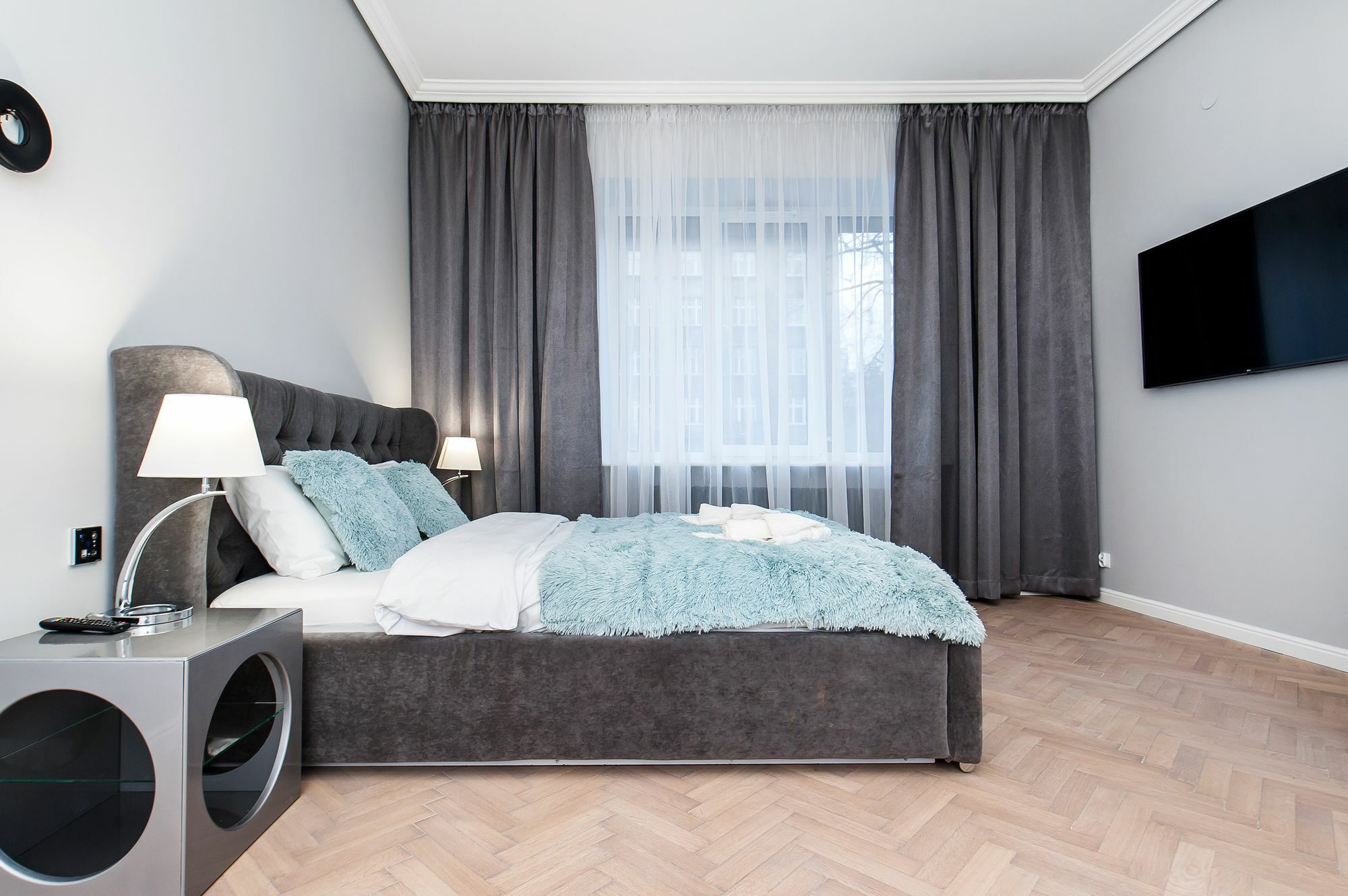 Noble Apartment