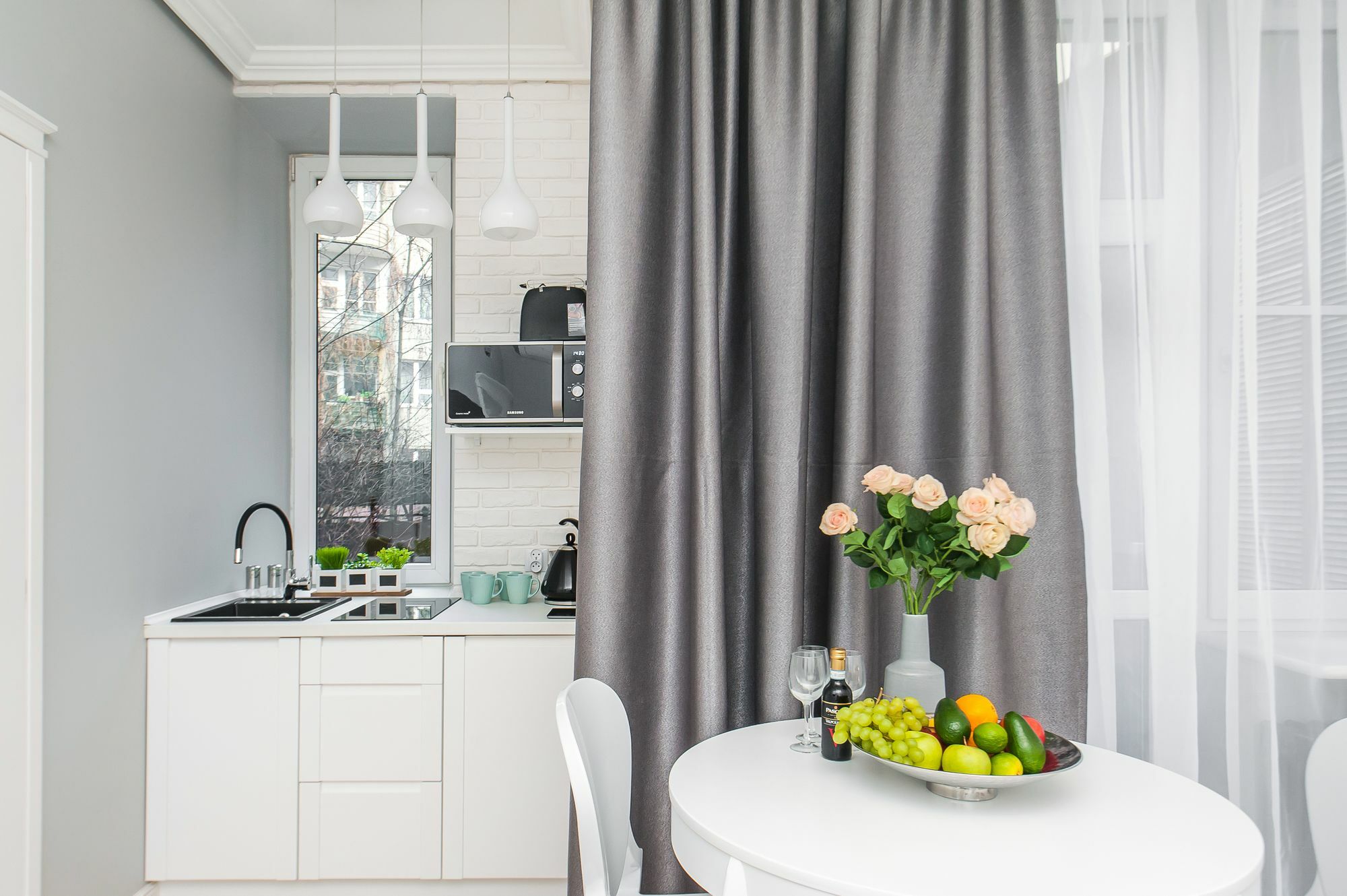 Noble Apartment *