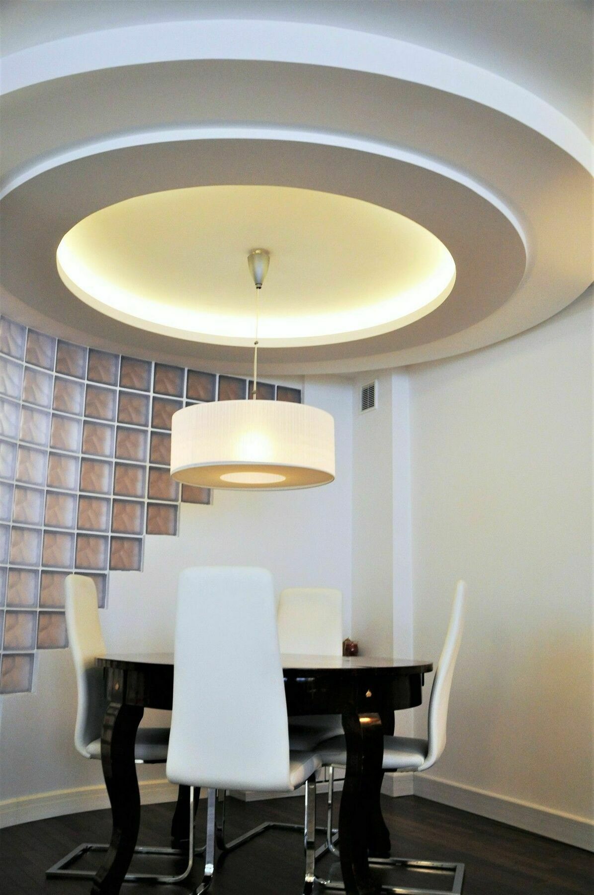 Mondrian Luxury & Old Town