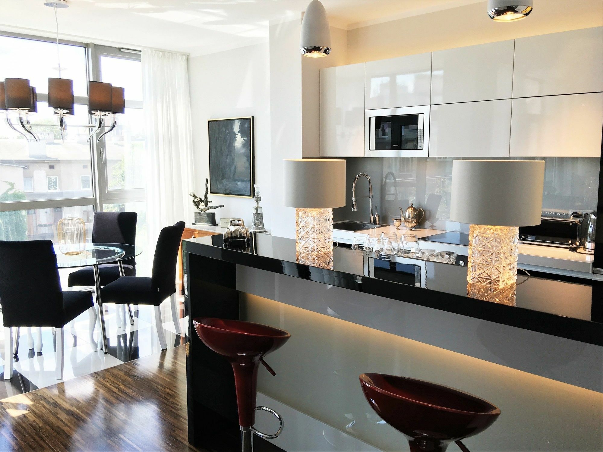 Aparthotel Mondrian Luxury & Old Town 5*