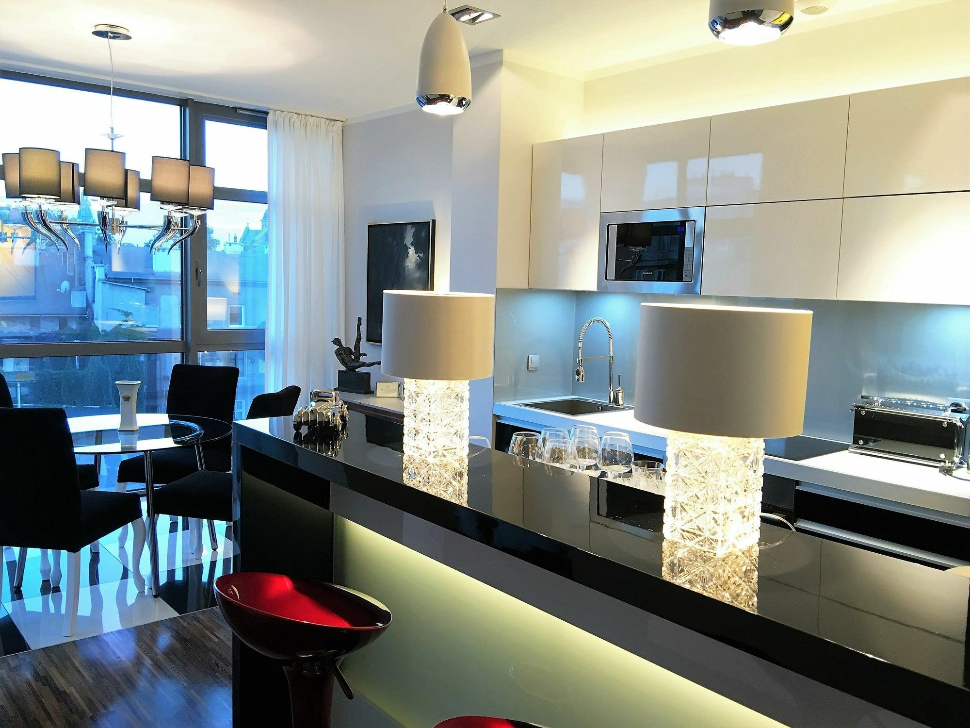 Mondrian Luxury & Old Town 5*