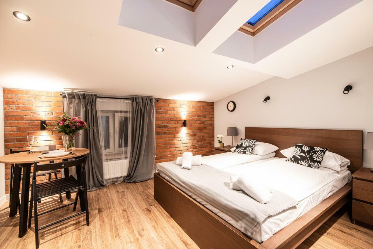 Hotel apartamentowy Lubomirskiego 23 *