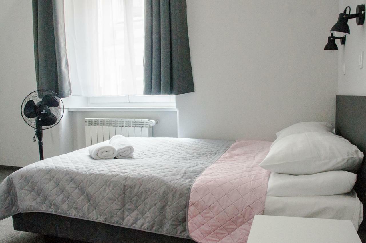 Hostel Peregrinus & *
