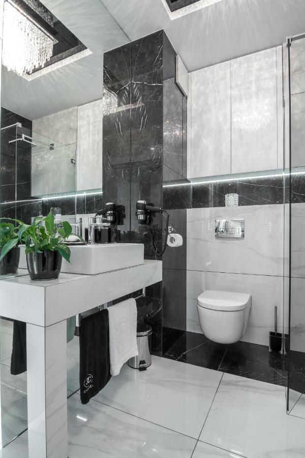 Crystal Luxury Rakowicka 22h Krakau