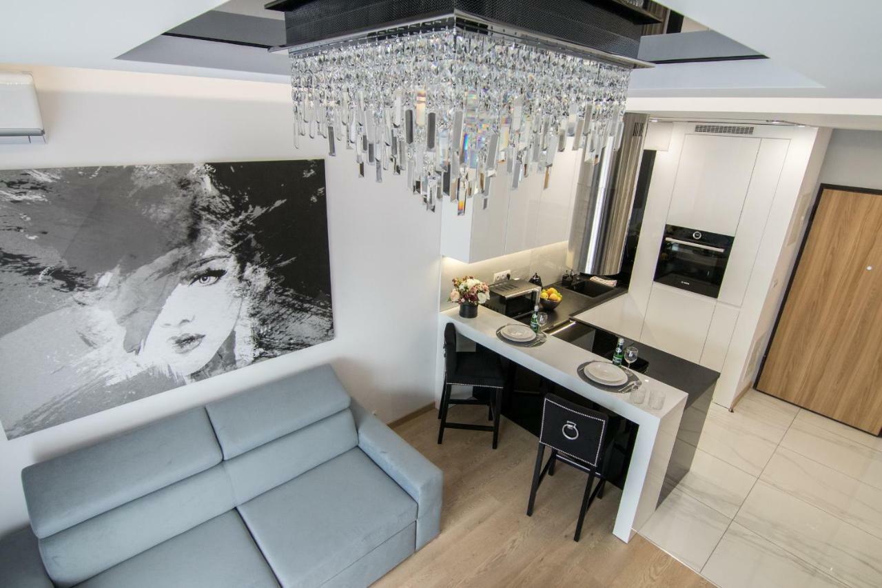 Crystal Luxury Rakowicka 22h