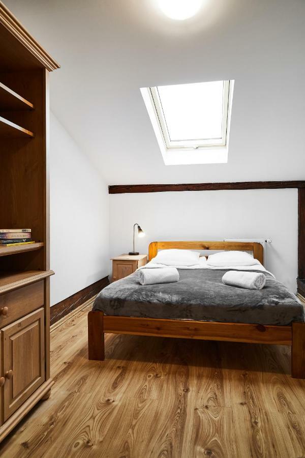 Apartamento Quiet Loft Michalowskiego Street *
