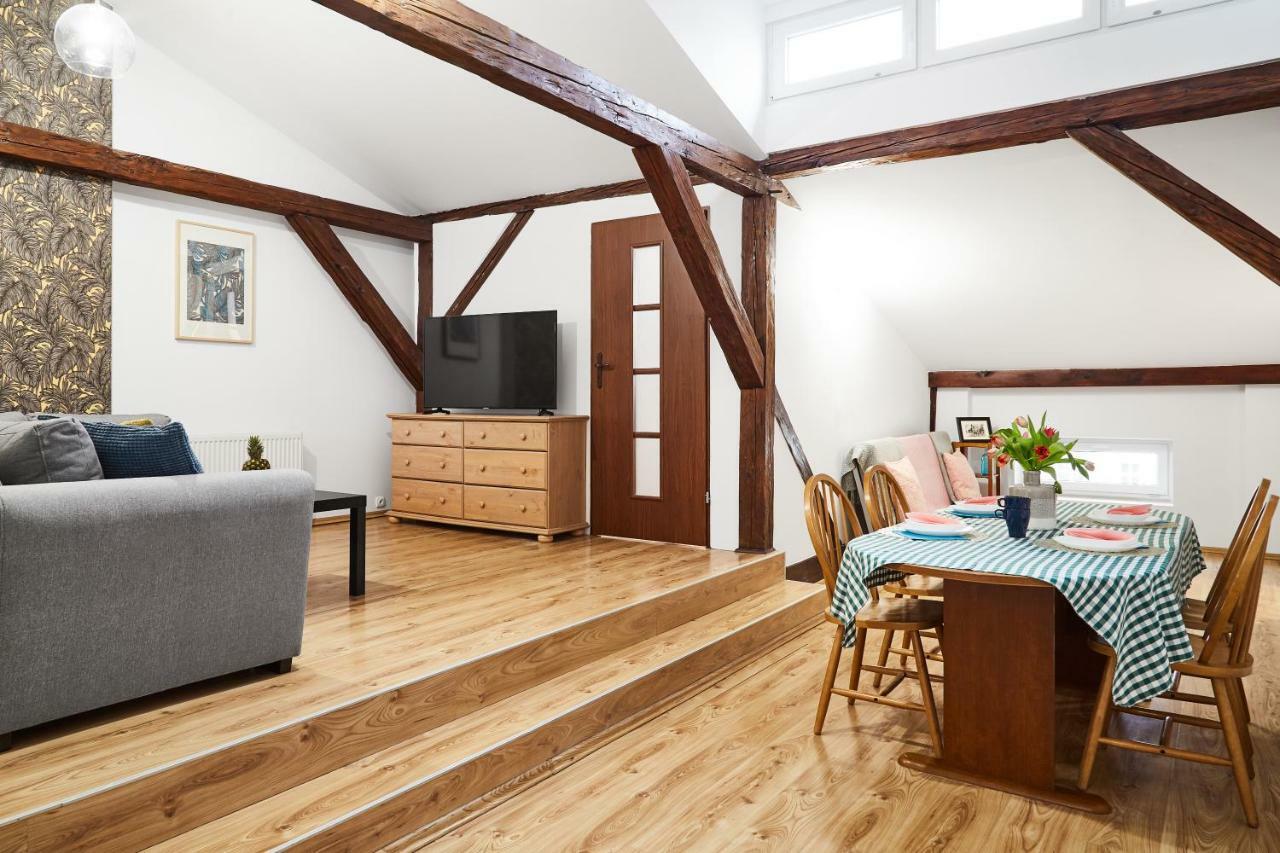 Quiet Loft Michalowskiego Street Apartamento *