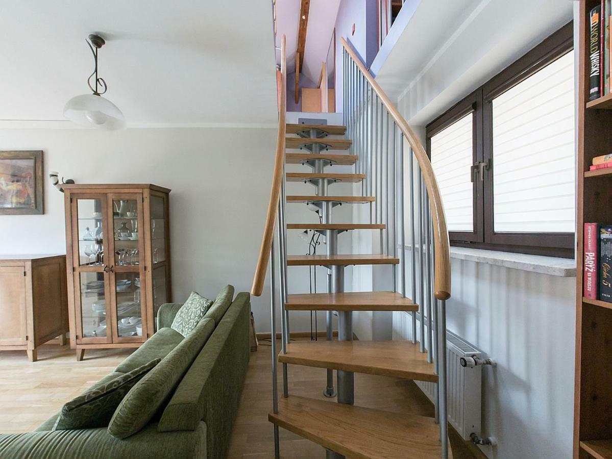 Olsza Cozy & Quiet 2 Level Apartment