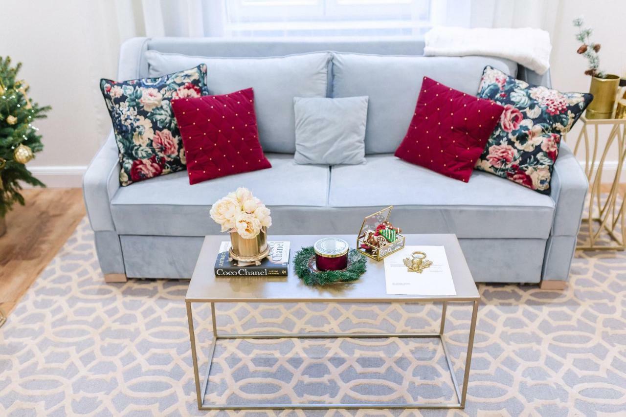 Apartment Golden Place