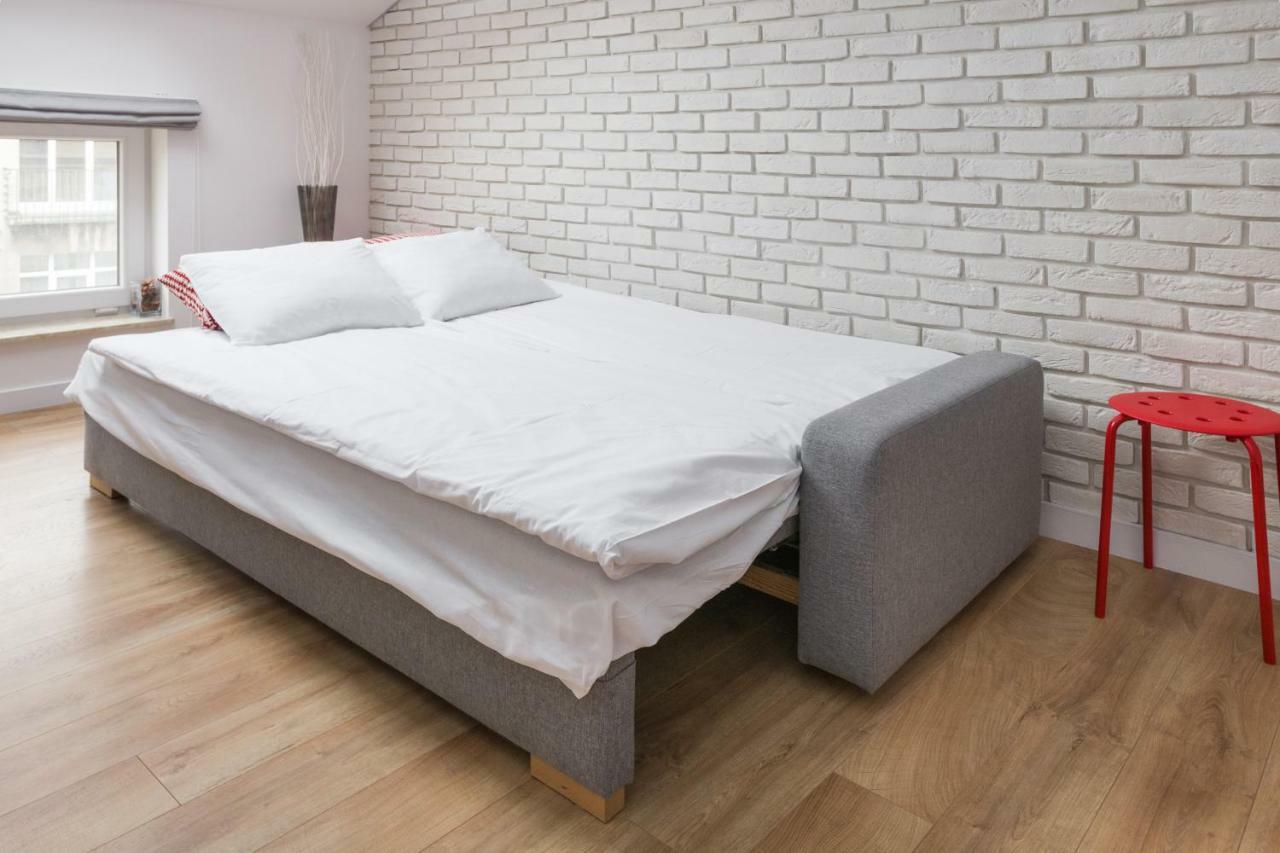 Charming In Old Town Apartment *