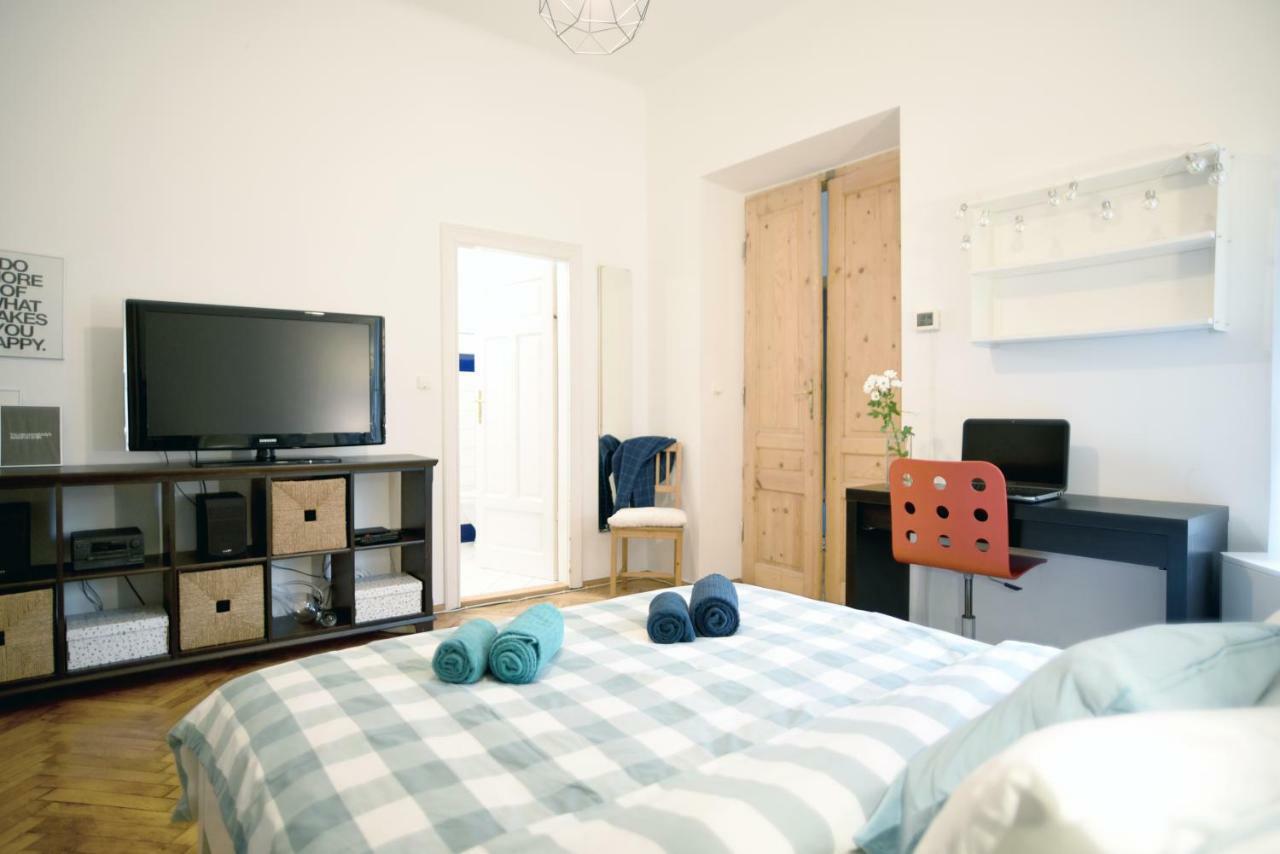 Large And Cozy 60 M2, Cracow Old Town Apartament Kraków