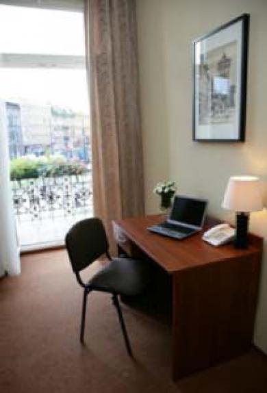 Aparthotel Globus 3*