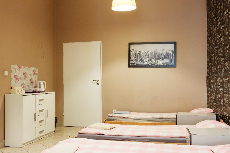 Heynow Rooms, And In Center Kraków