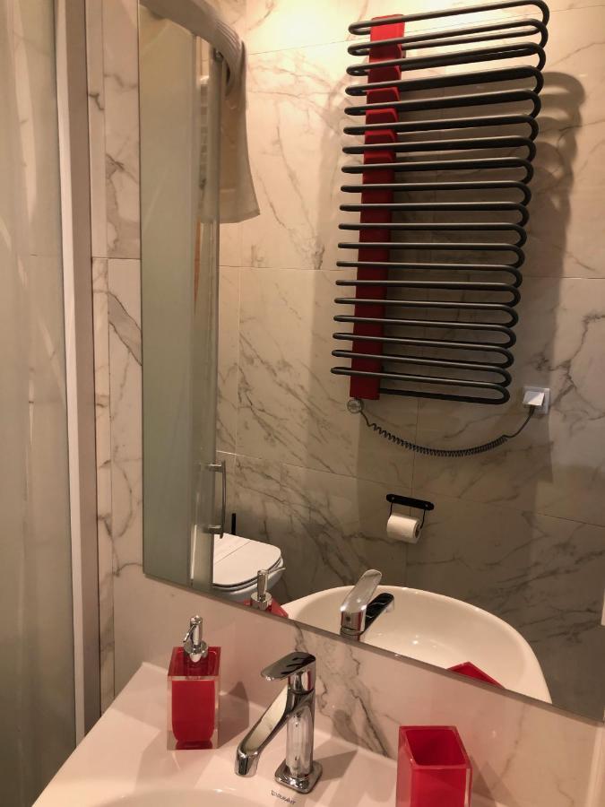 Luxury In The Heart Of The Old Town Apartament