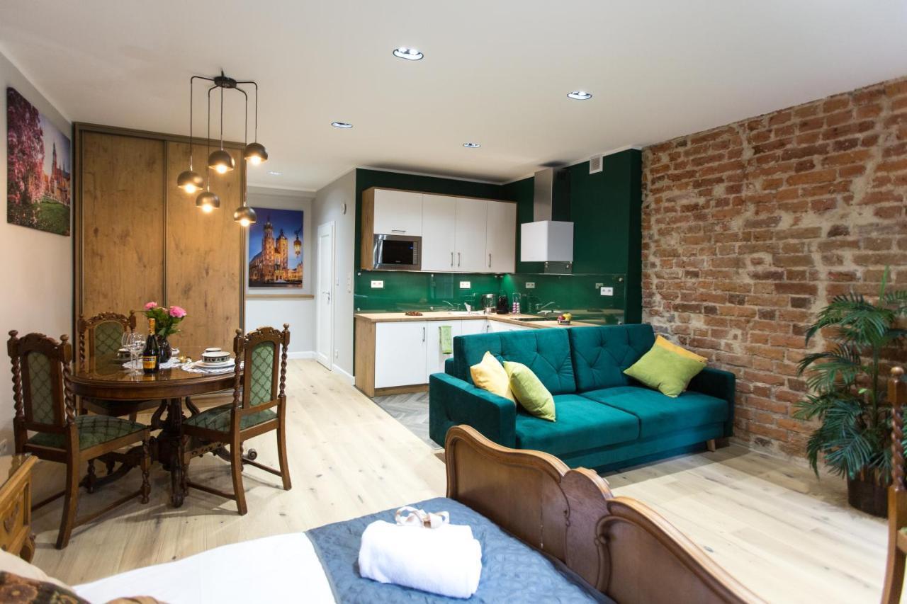 Luxury In The Heart Of The Old Town Apartament