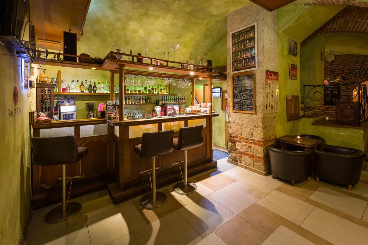 Faust Aparthostel Hostel