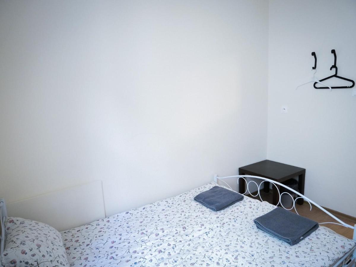 Heynow Rooms, And In Center * Kraków