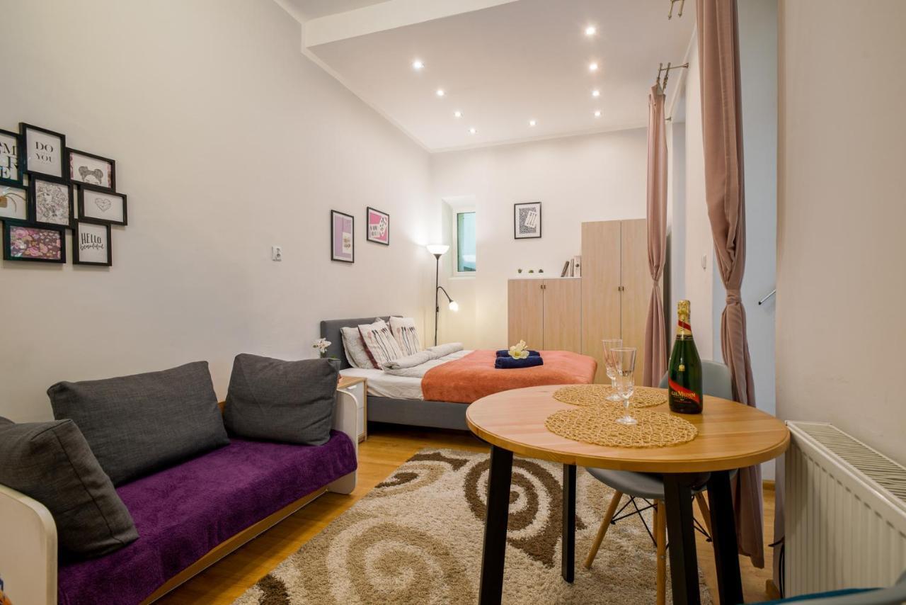 Apartment Kings Neighbor. 600 Meters From Castle Krakow