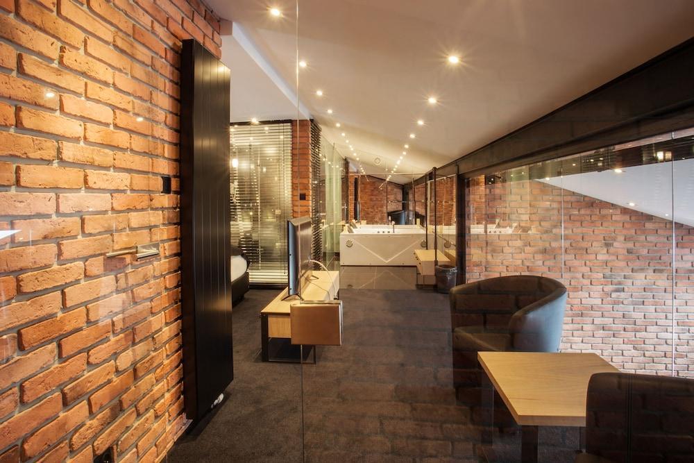 Betmanowska Main Square Adults Only 4*