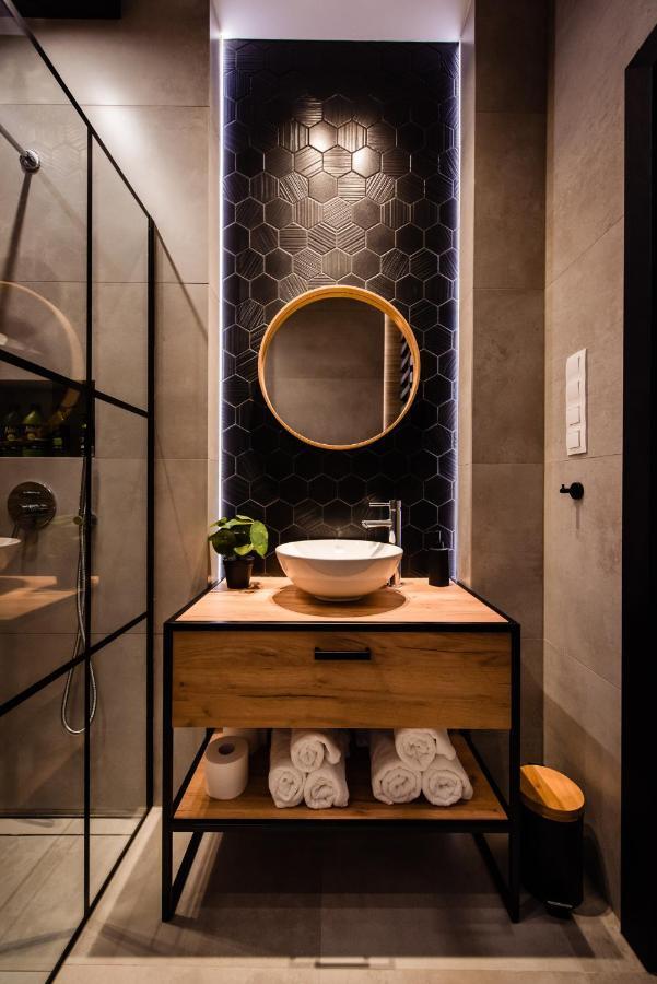 Floral Apartment *
