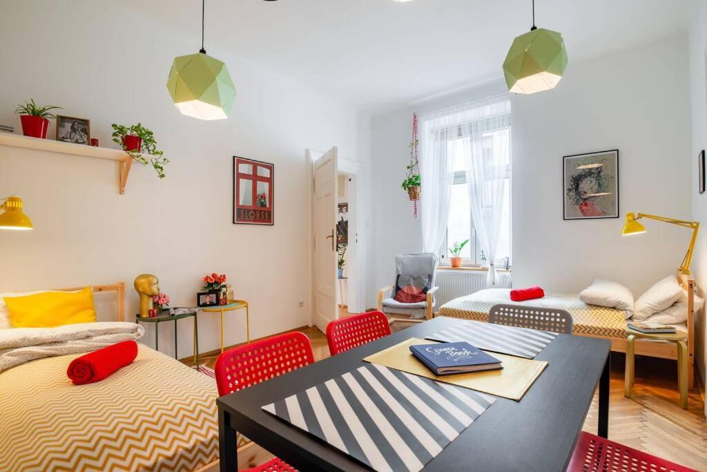 Blue Peace-apartment With Free Parking In Center For 1-6 People * Kraków