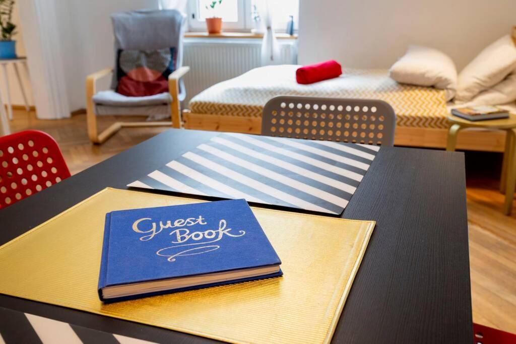 Apartament Blue Peace-apartment With Free Parking In Center For 1-6 People *