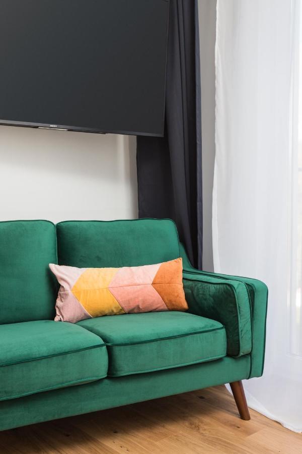 Of The Kings - Botany Bay Apartment *