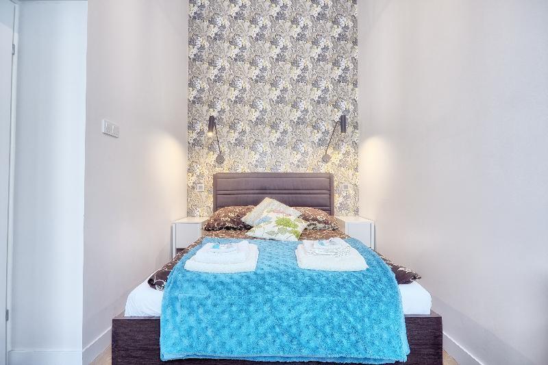 Taja Apartment *
