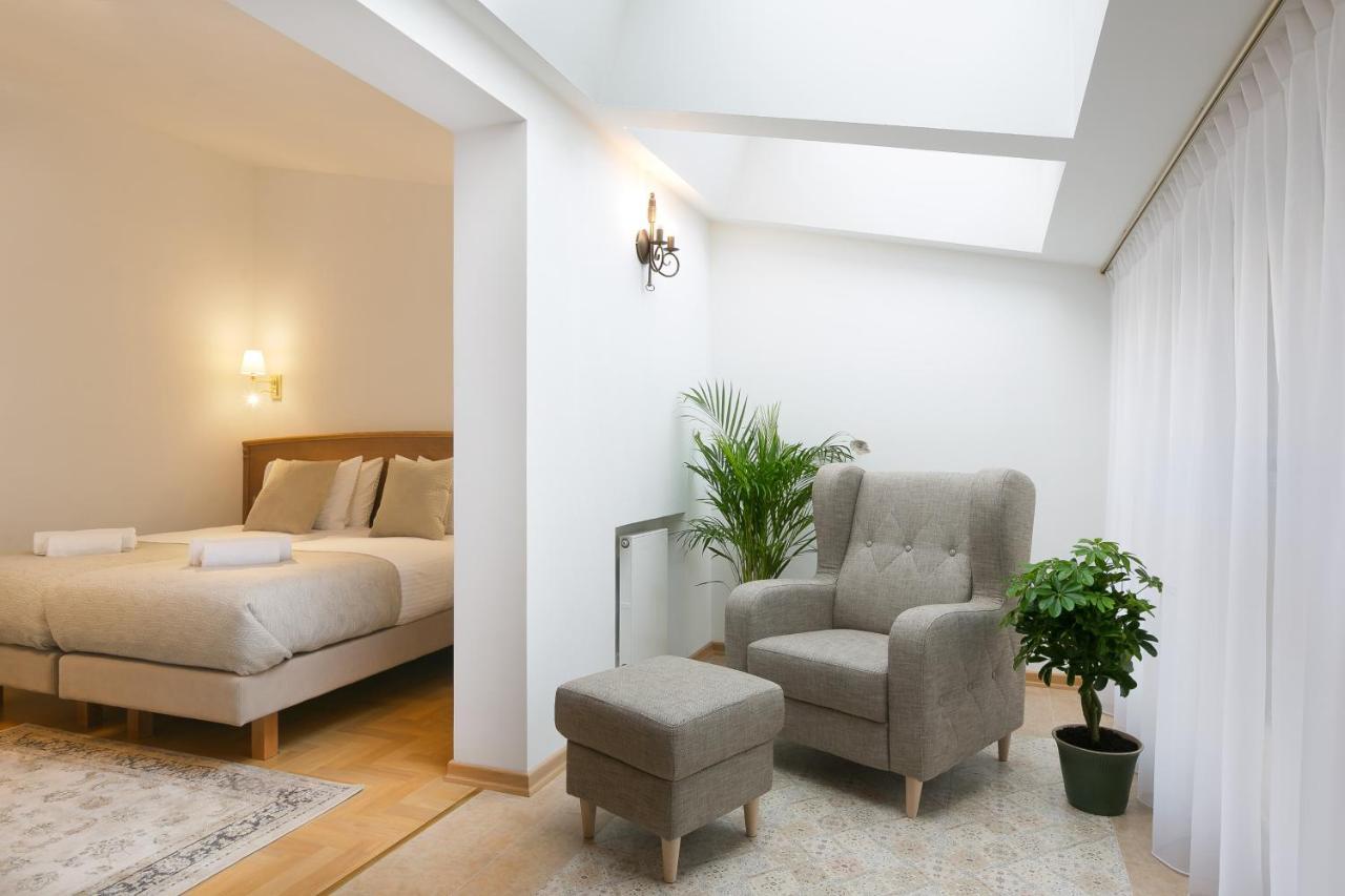 Ventus Rosa Boutique Aparthotel 4*