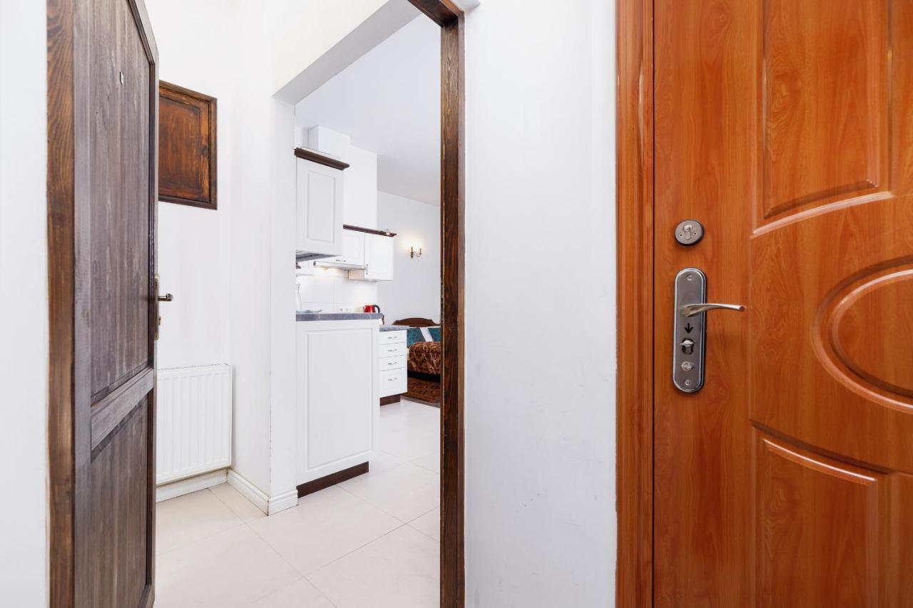 Apartment Cracow Lenartowicza By Renters Krakow