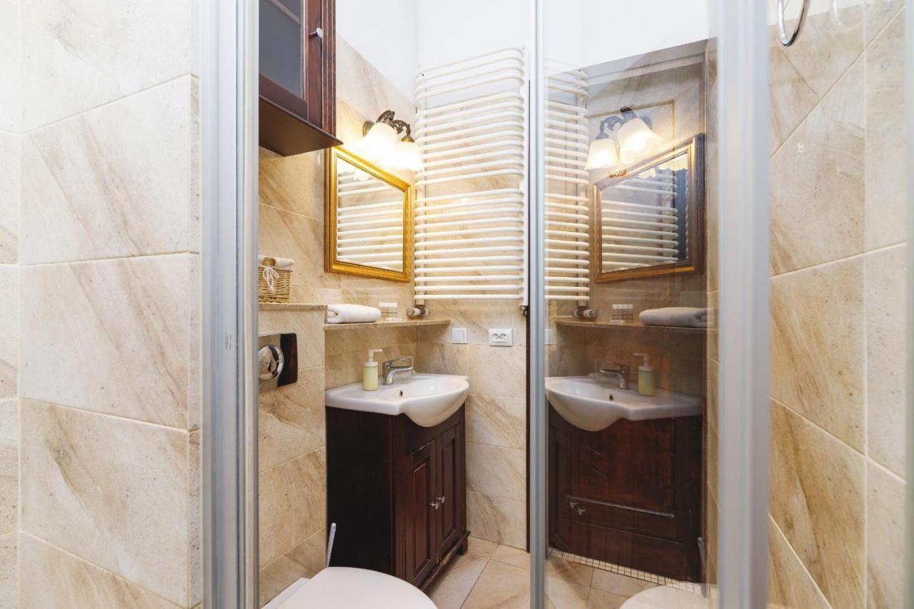 Cracow Lenartowicza By Renters Apartment *