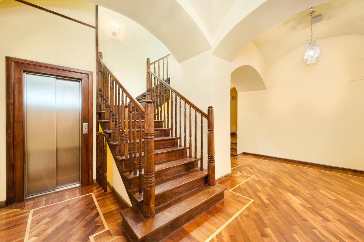 Cracovian By Loft Affair
