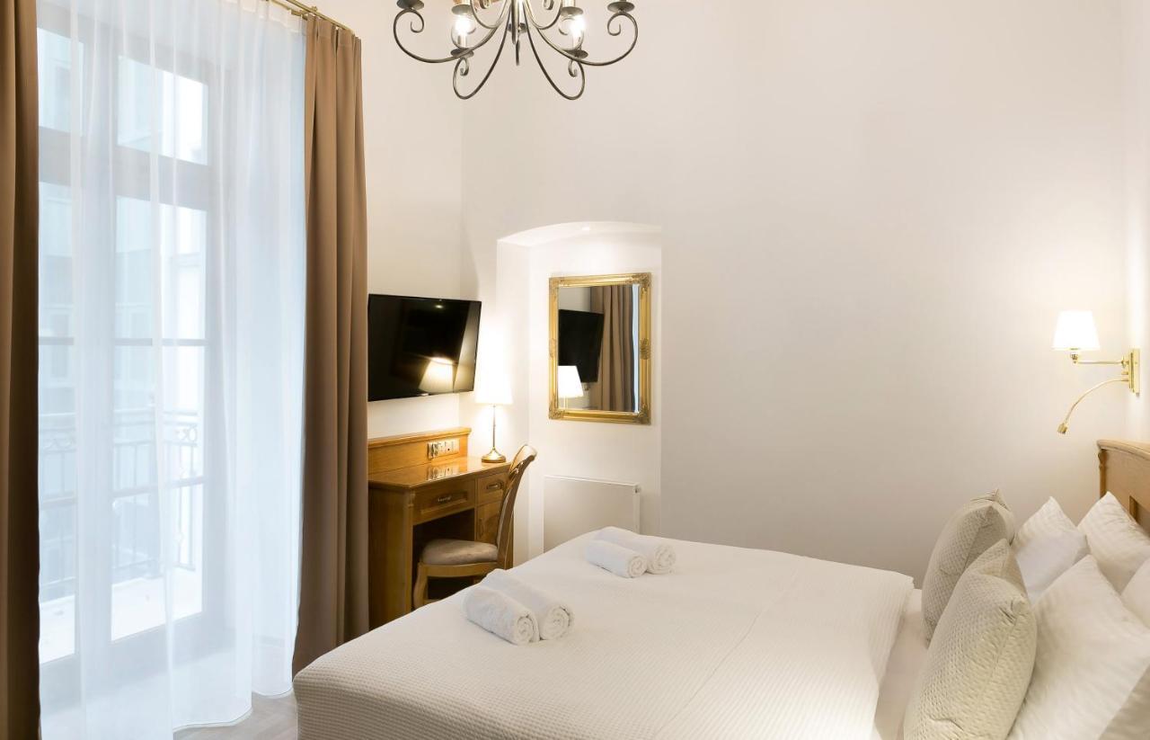 Ventus Rosa Boutique Aparthotel 4*