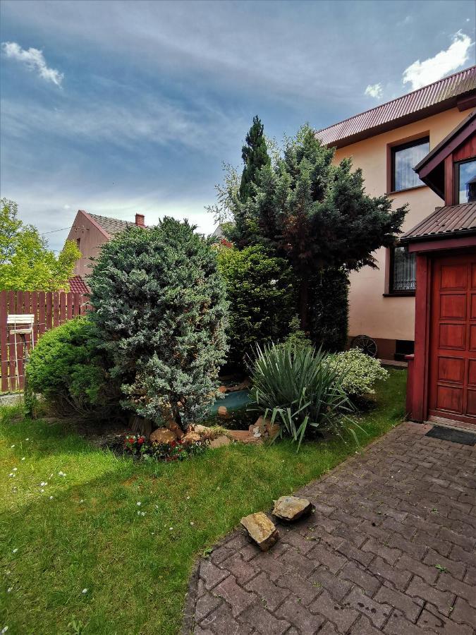 Dom Pod Tujami Bed & Breakfast Krakow
